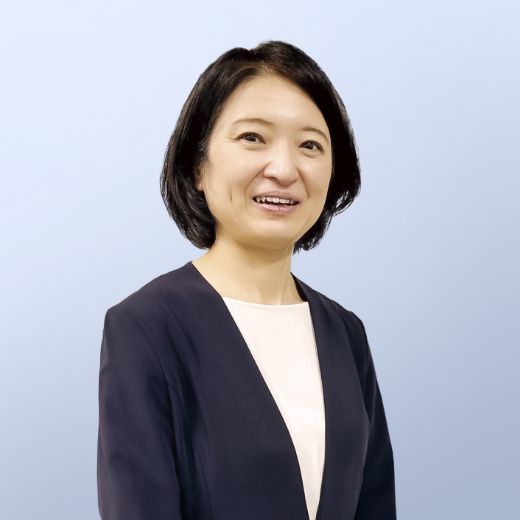 教授 佐藤万美子