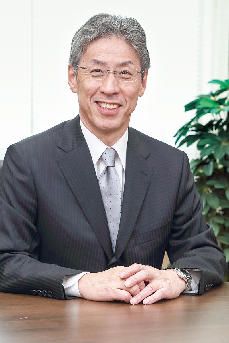 福井医療大学学長 山口 明夫